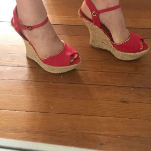 "Bamboo" Red Wedges size 8